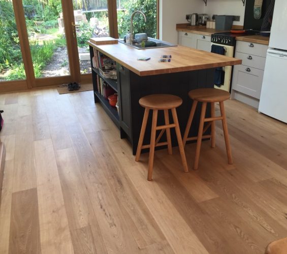 Select grade 190mm x 15mm oak