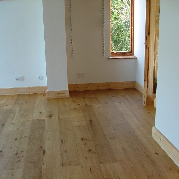 Supreme 190mm x 21mm engineered oak