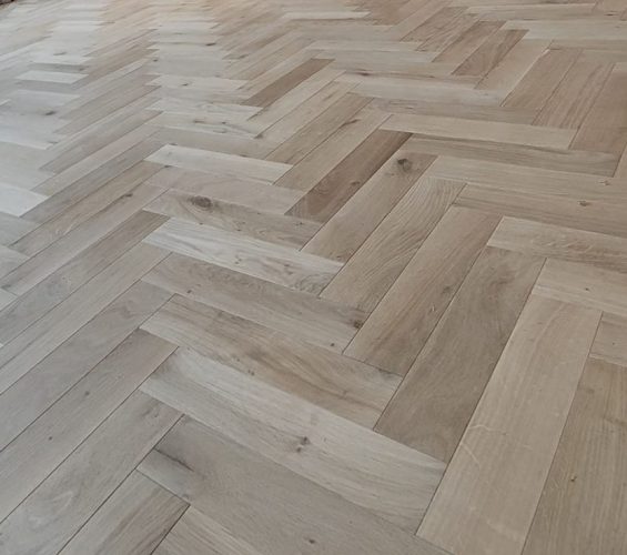 Reverie Herringbone Engineered Oak Untreated